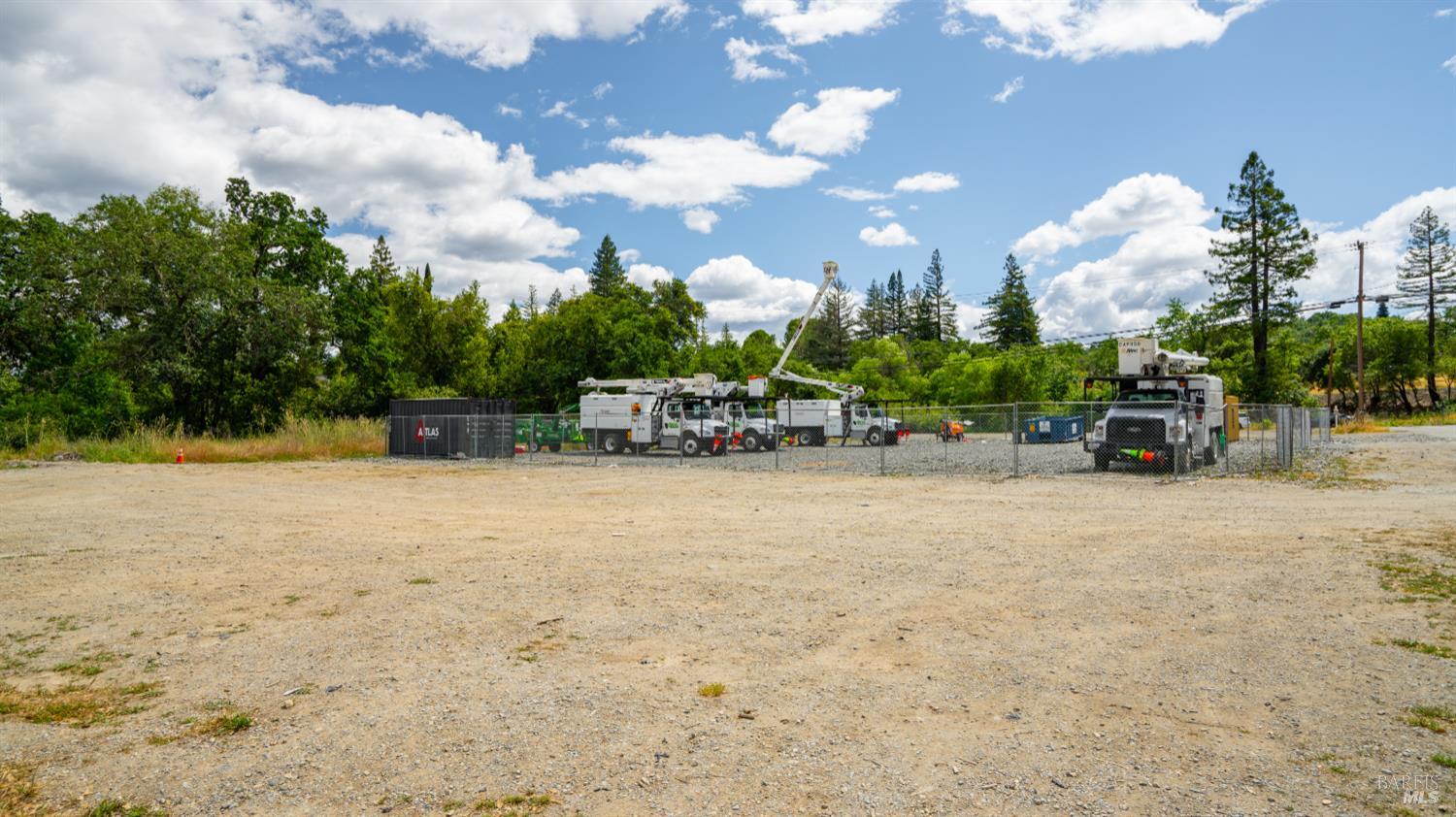 27101 Chrome Iron Road Cloverdale CA 95425