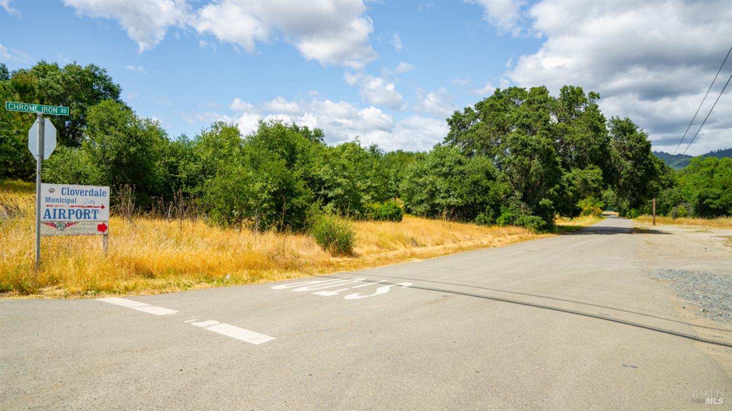 27101 Chrome Iron Road Cloverdale CA 95425