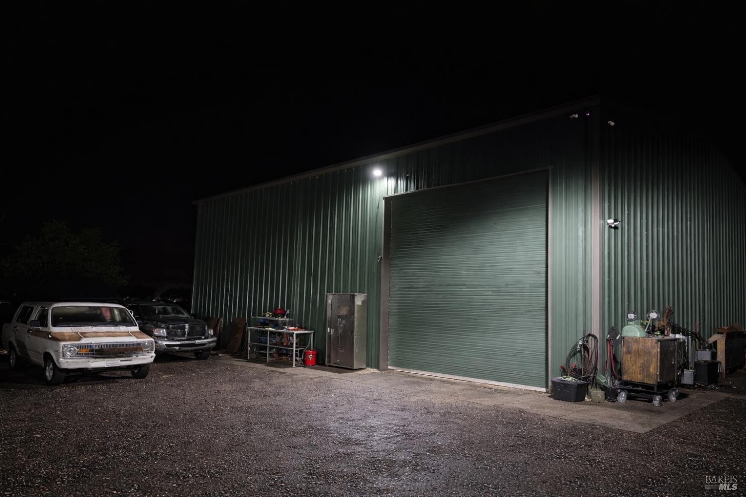 11290 West Road Redwood Valley CA 95470