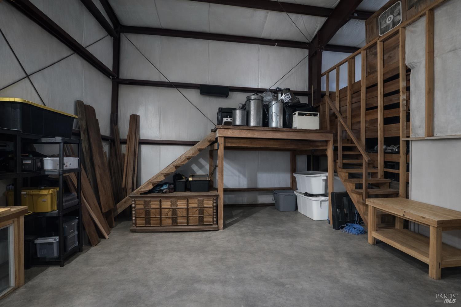 11290 West Road Redwood Valley CA 95470