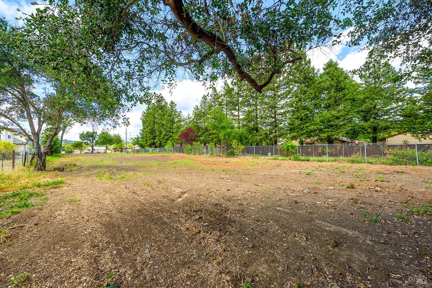 107 South Street Cloverdale CA 95425