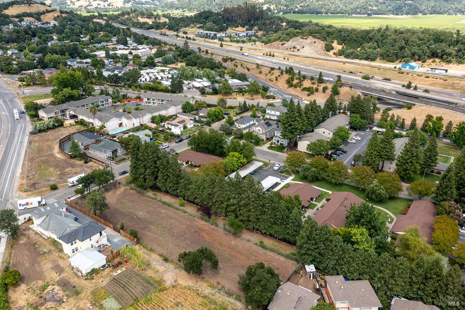 107 South Street Cloverdale CA 95425