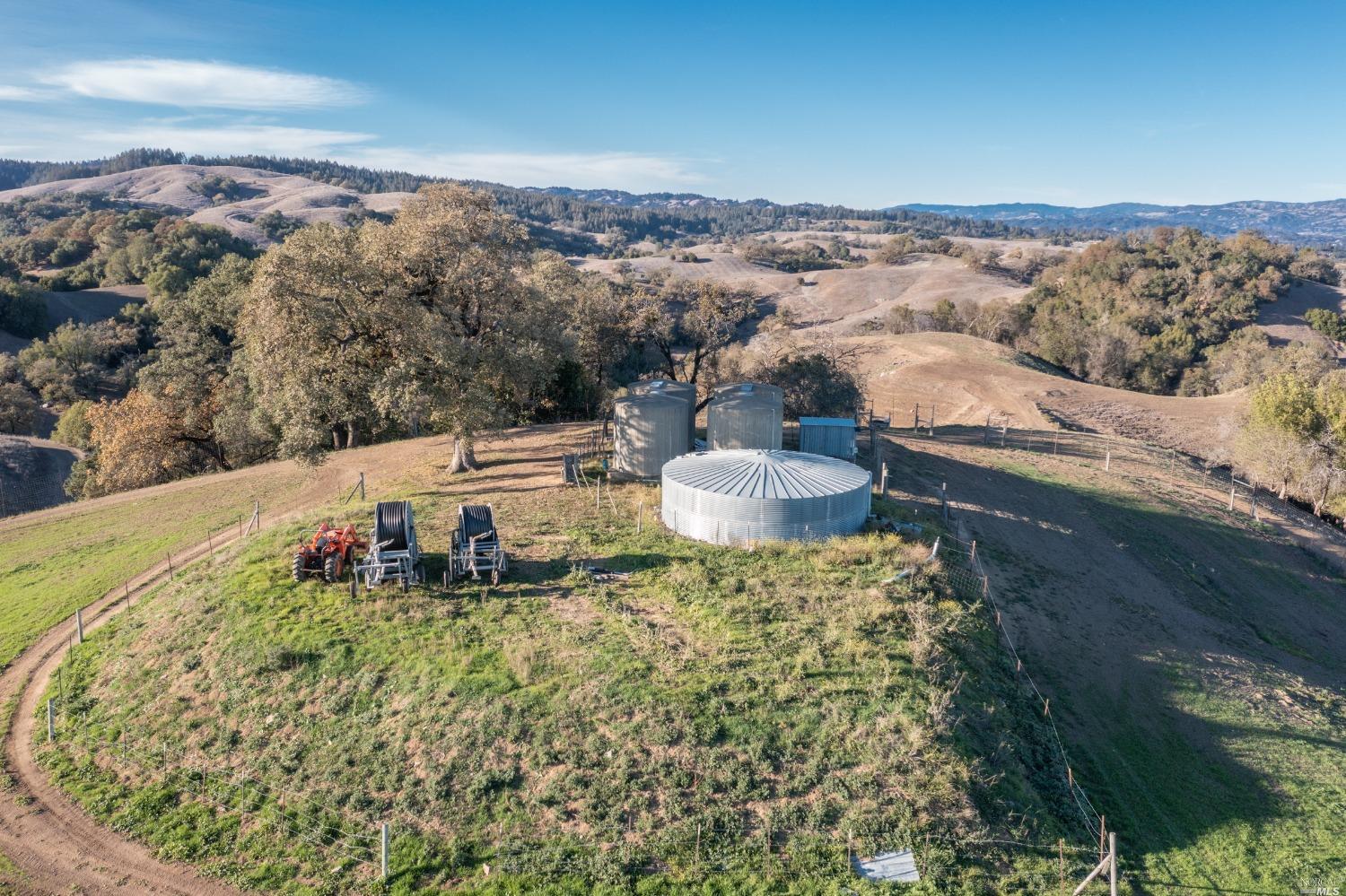 5285 Westside Road Healdsburg CA 95448