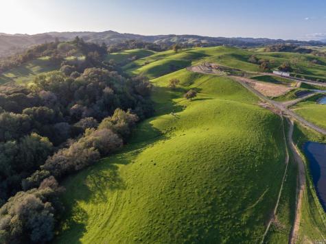 5285 Westside Road Healdsburg CA 95448