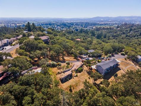 616 Vista Grande Place Santa Rosa CA 95403