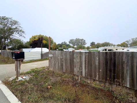 1486 Keiser Avenue Santa Rosa CA 95404