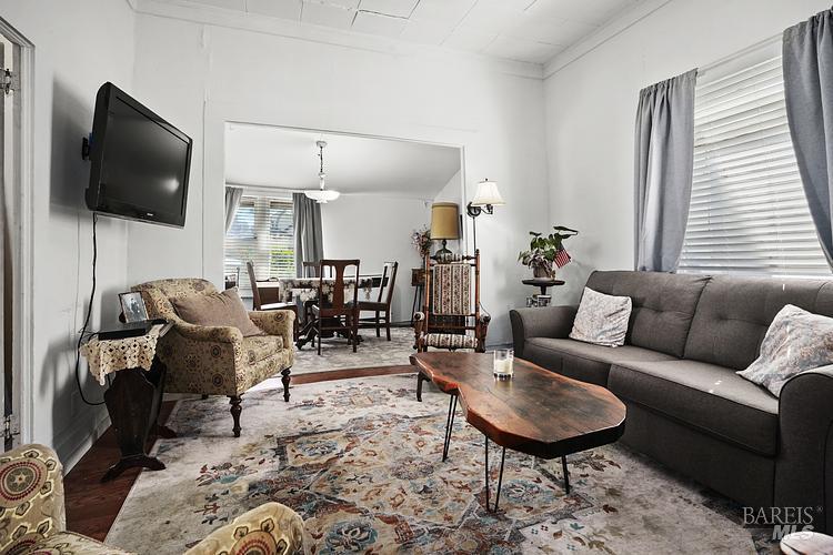 407 Pine Street Capitola CA 95010