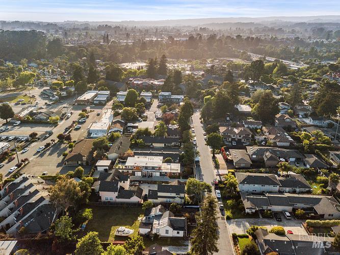 407 Pine Street Capitola CA 95010