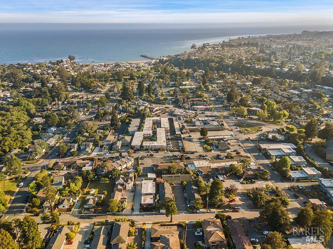 407 Pine Street Capitola CA 95010