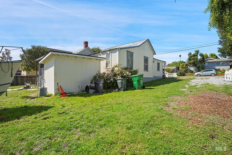 407 Pine Street Capitola CA 95010