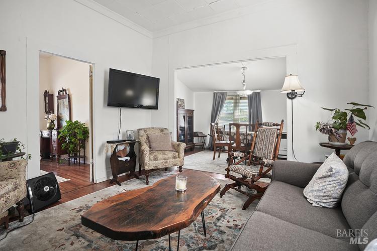 407 Pine Street Capitola CA 95010