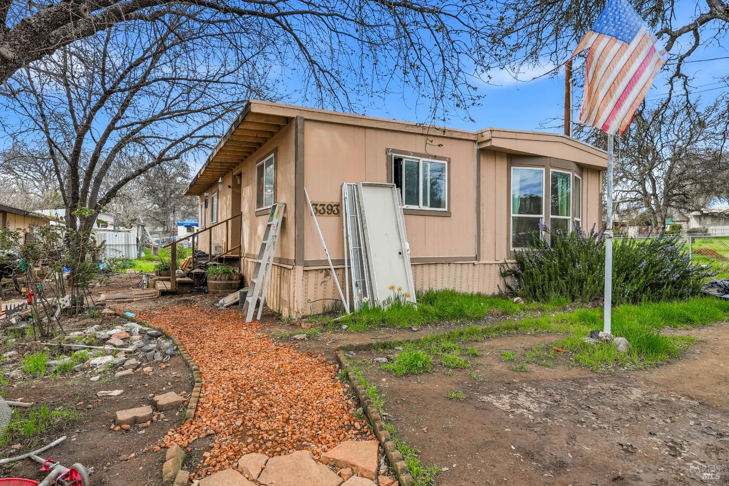 3393 Green Avenue Clearlake CA 95422