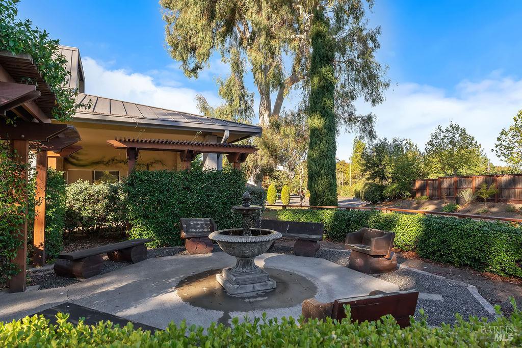 42 Shadyleaf Court Santa Rosa CA 95405