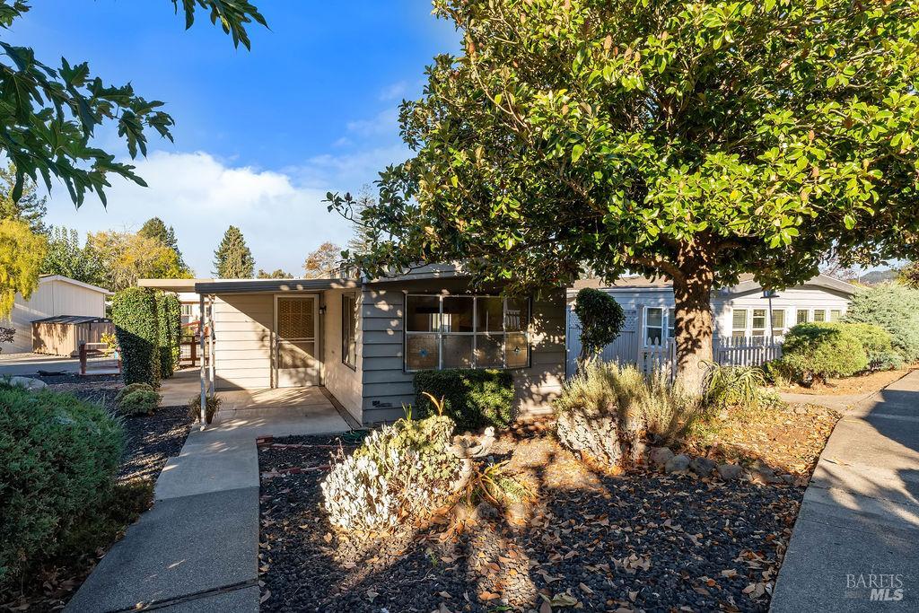 42 Shadyleaf Court Santa Rosa CA 95405