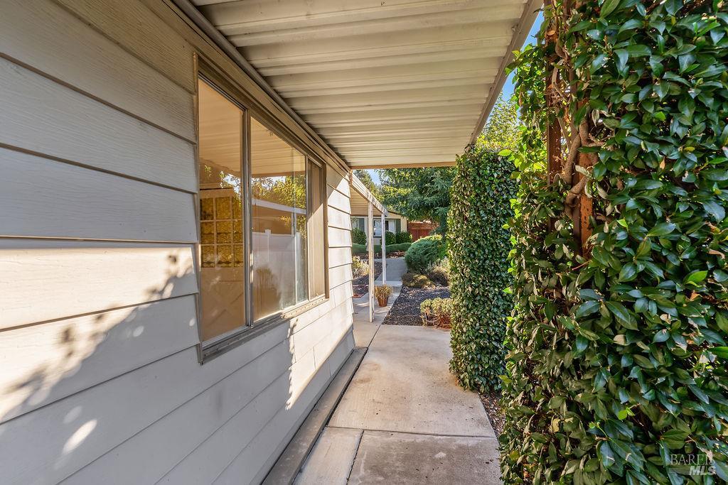 42 Shadyleaf Court Santa Rosa CA 95405
