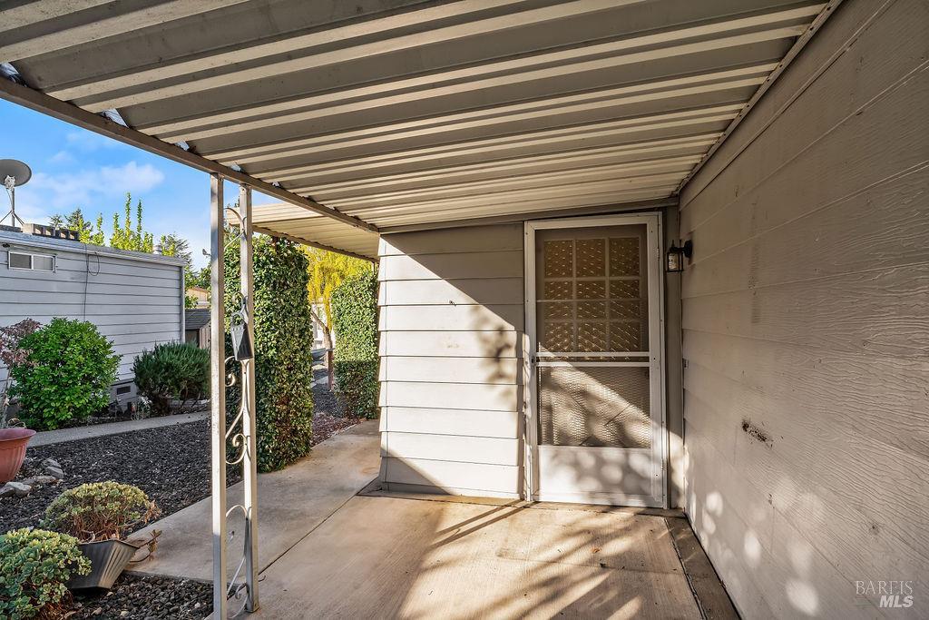 42 Shadyleaf Court Santa Rosa CA 95405