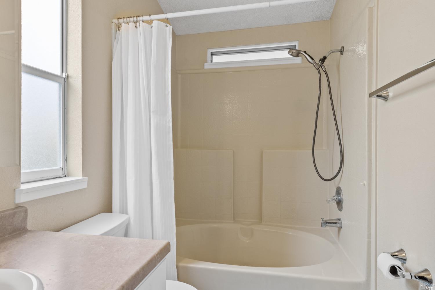259 Hermosa Circle Santa Rosa CA 95409