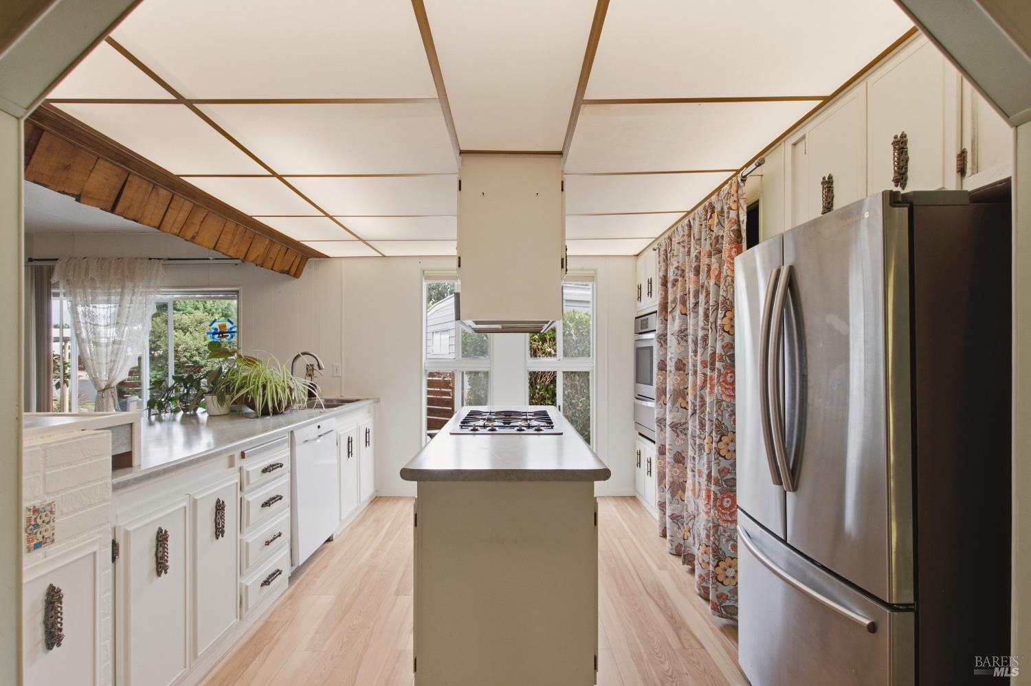 25 Benicia Way Sonoma CA 95476