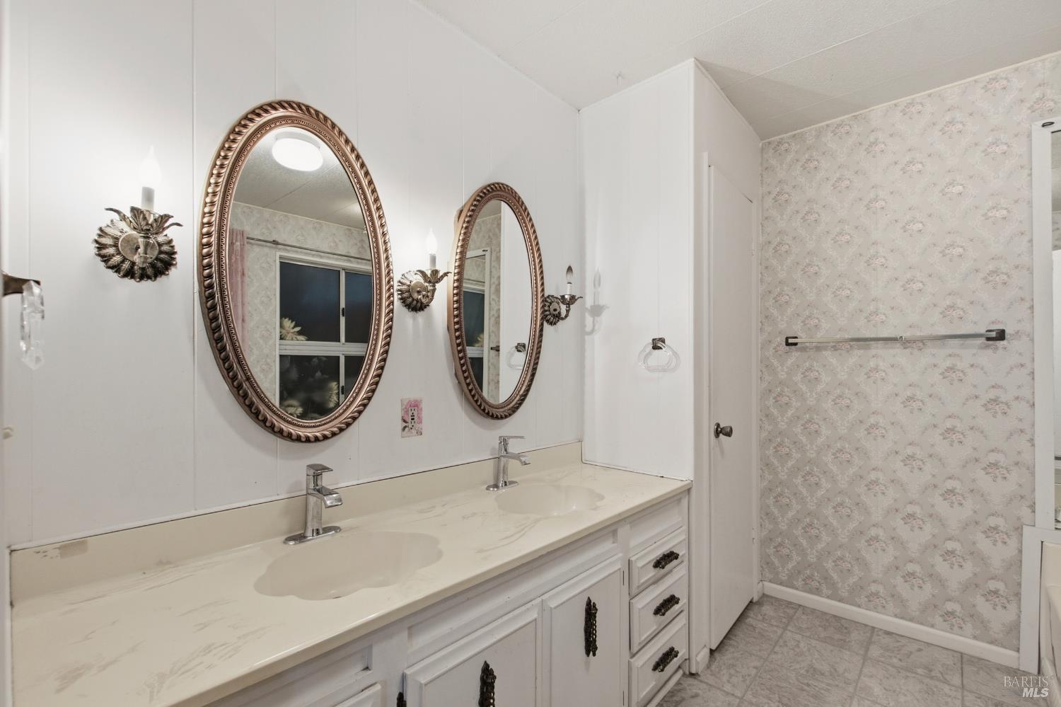 25 Benicia Way Sonoma CA 95476