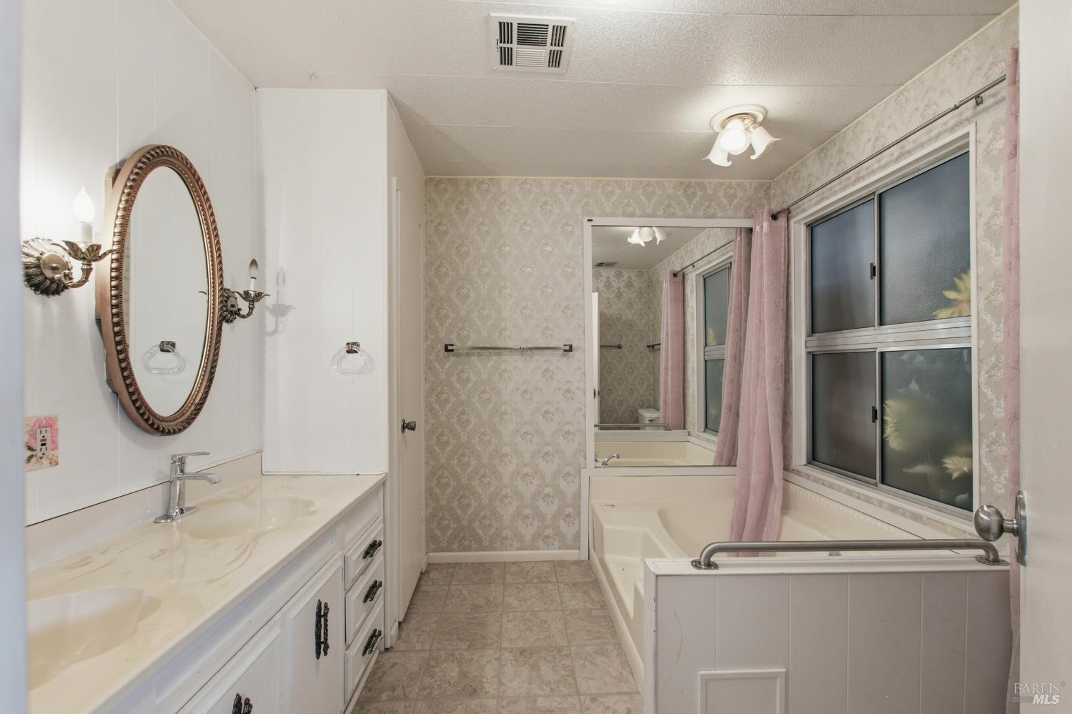 25 Benicia Way Sonoma CA 95476