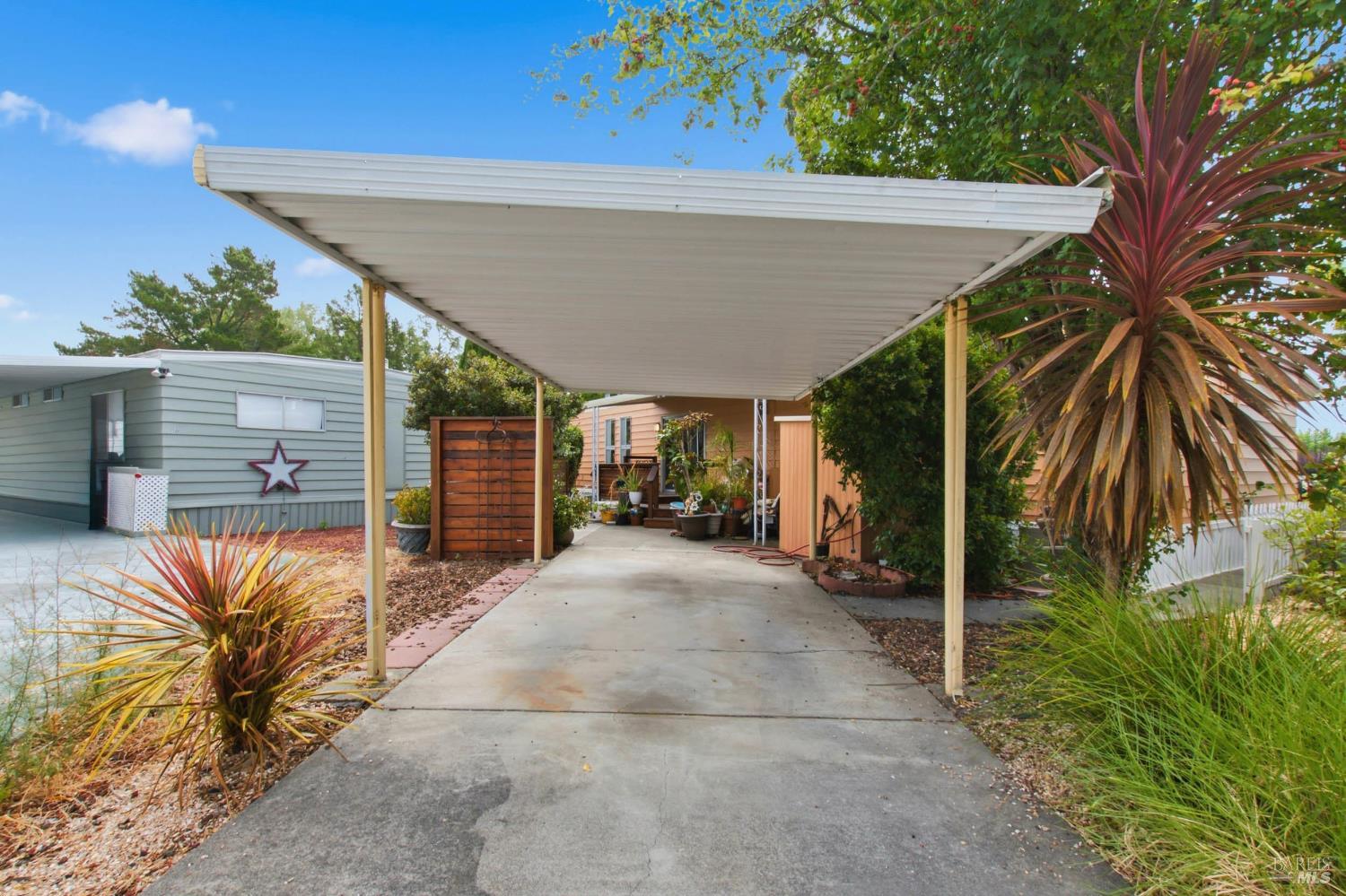 25 Benicia Way Sonoma CA 95476