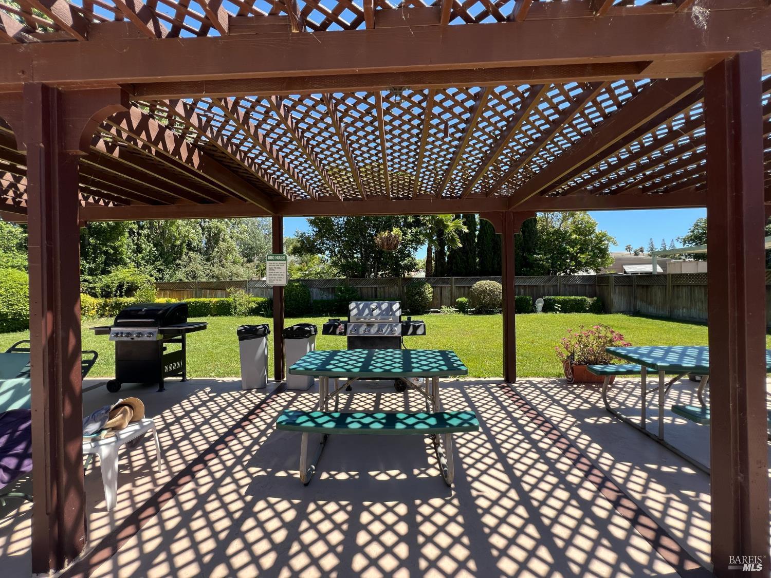 25 Benicia Way Sonoma CA 95476
