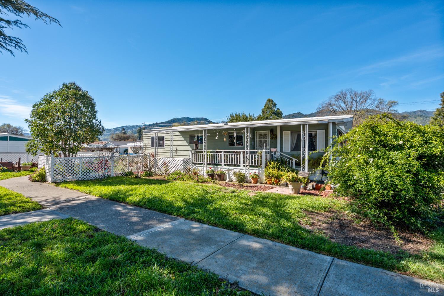 660 Leslie Street Ukiah CA 95482