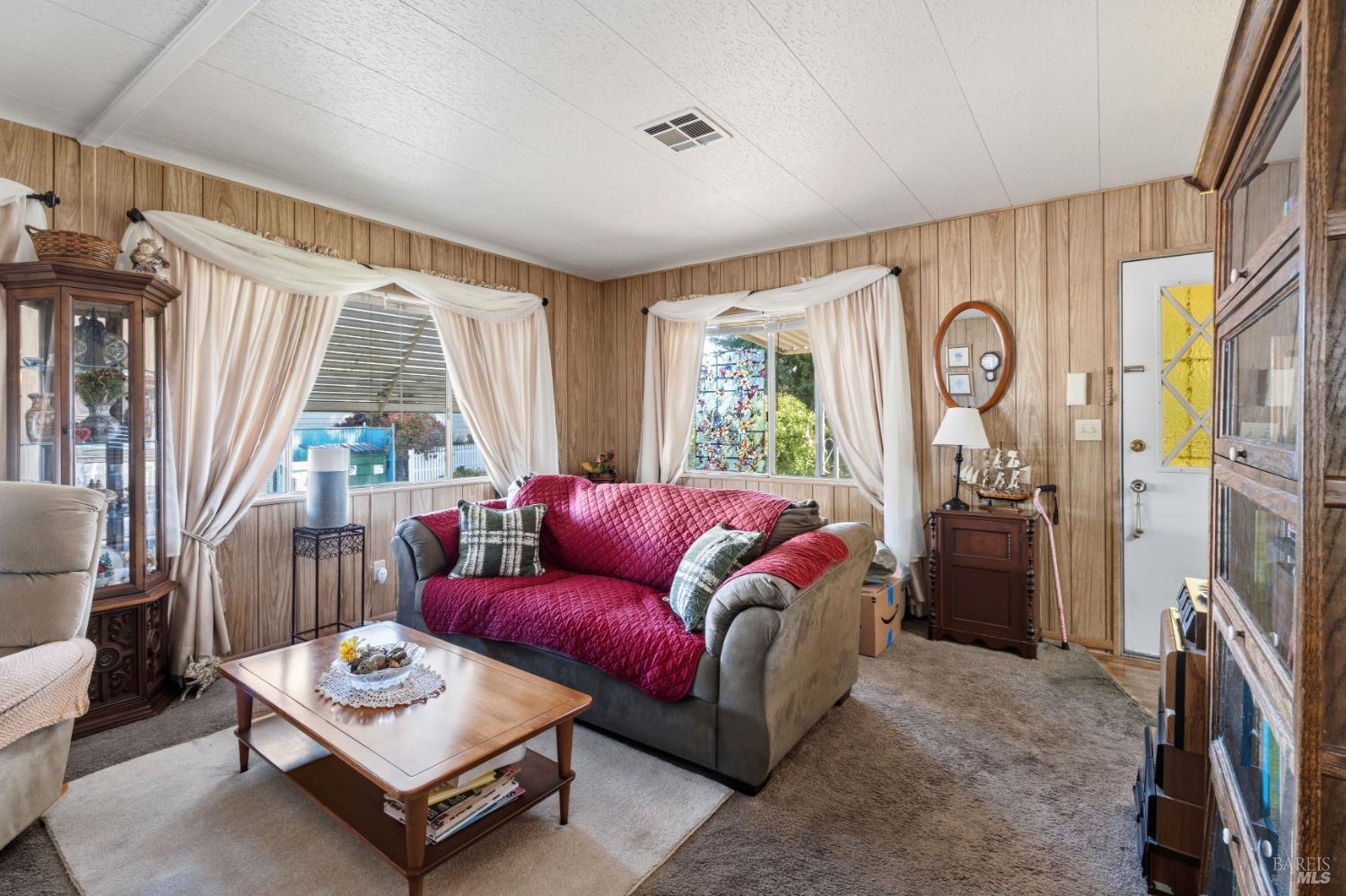 660 Leslie Street Ukiah CA 95482