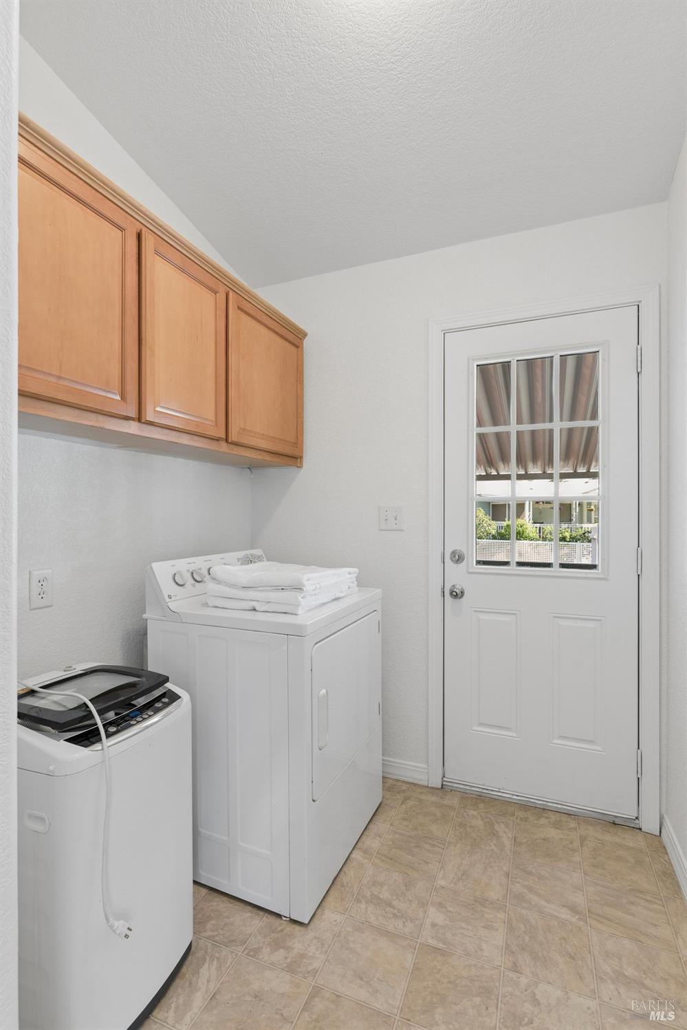 83 N Napa Drive Petaluma CA 94954
