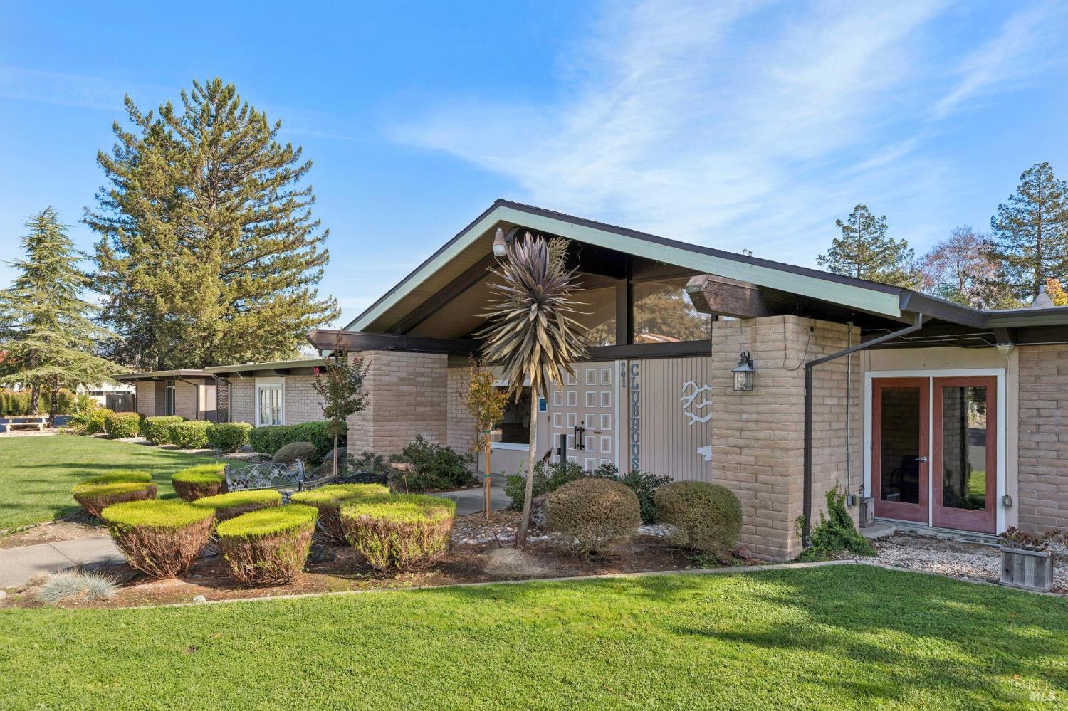 83 N Napa Drive Petaluma CA 94954