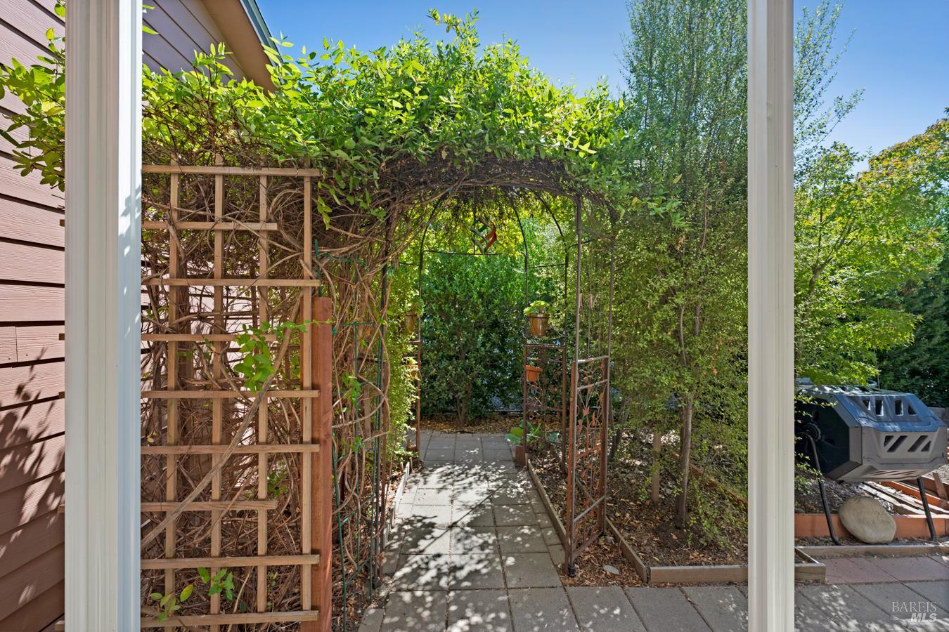 1945 Piner Road Santa Rosa CA 95403