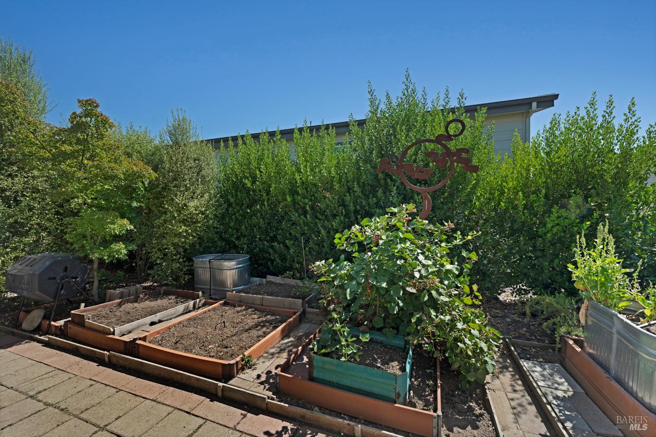 1945 Piner Road Santa Rosa CA 95403