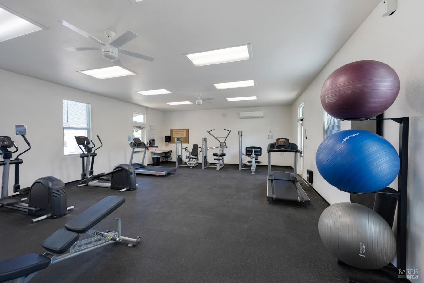 1945 Piner Road Santa Rosa CA 95403