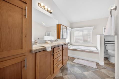 1141 Adrienne Way Santa Rosa CA 95401