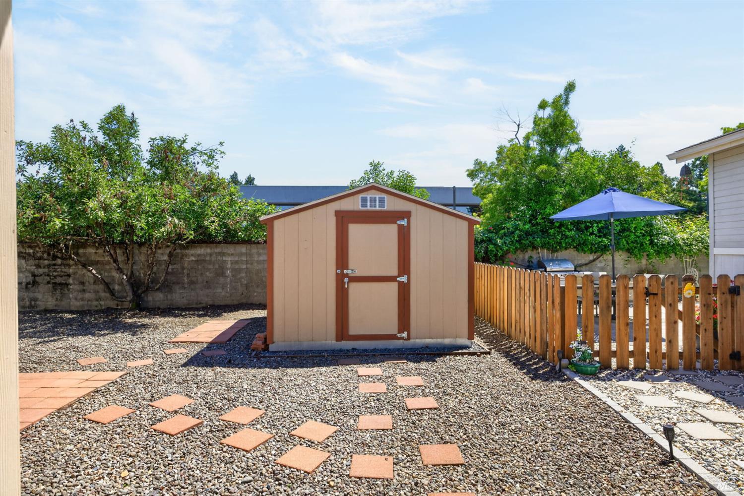 1141 Adrienne Way Santa Rosa CA 95401
