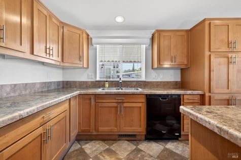 1141 Adrienne Way Santa Rosa CA 95401