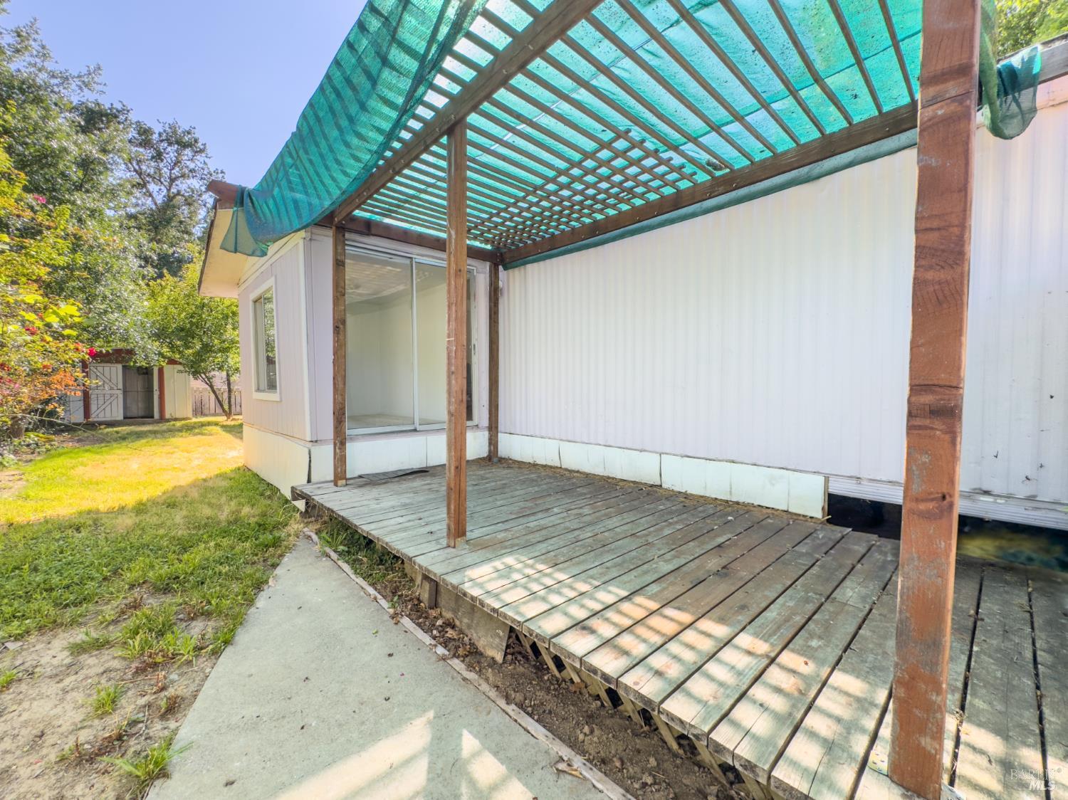 19401 Walker Road Willits CA 95490