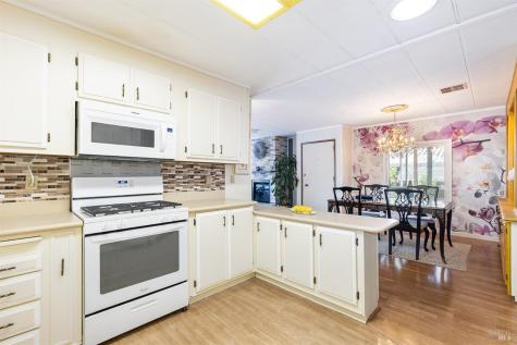 237 Petaluma Way Petaluma CA 94954