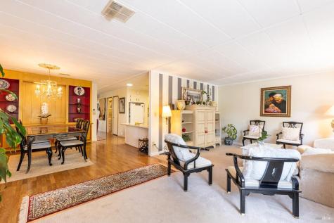 237 Petaluma Way Petaluma CA 94954