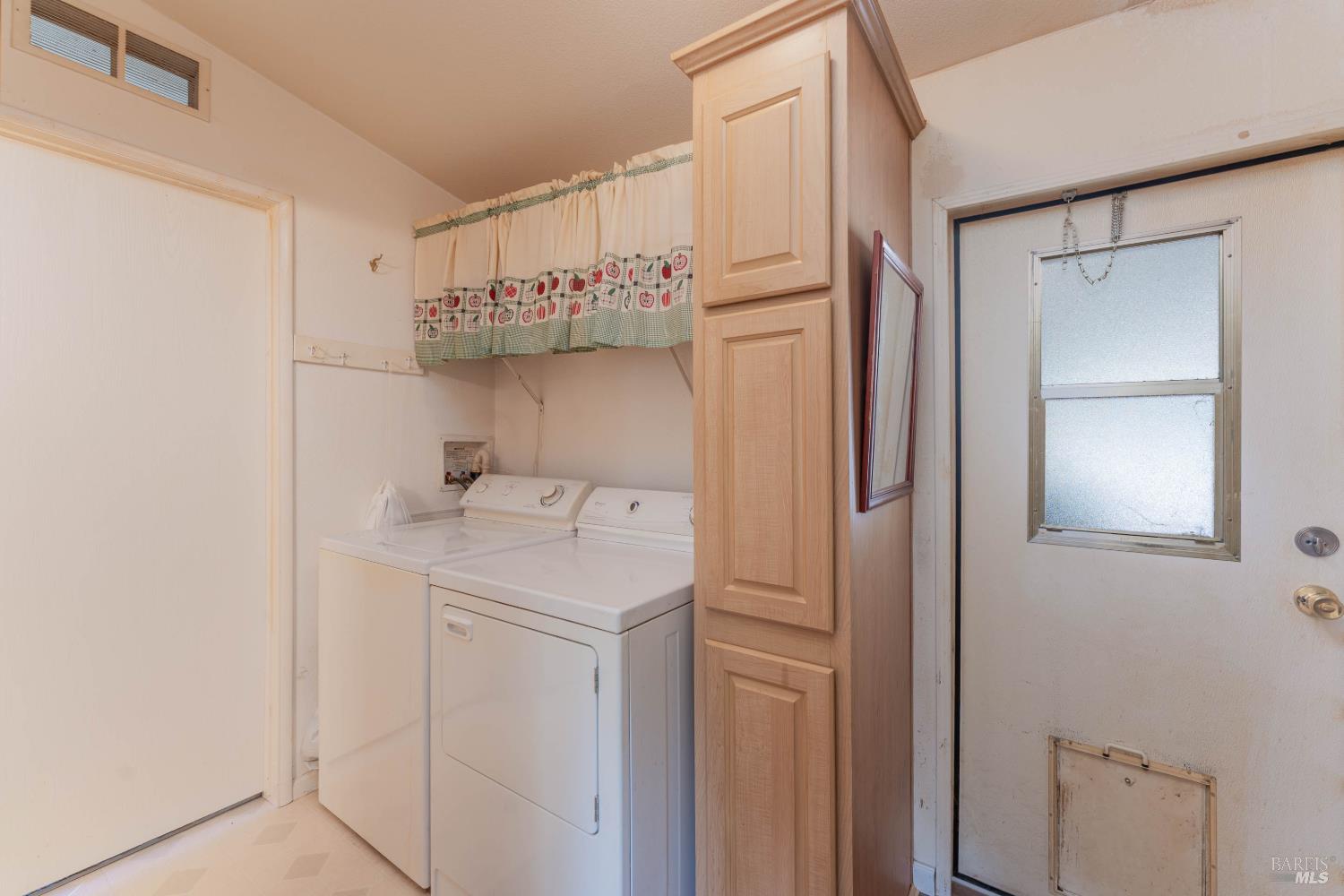 10755 Mobile Village Way Willits CA 95490