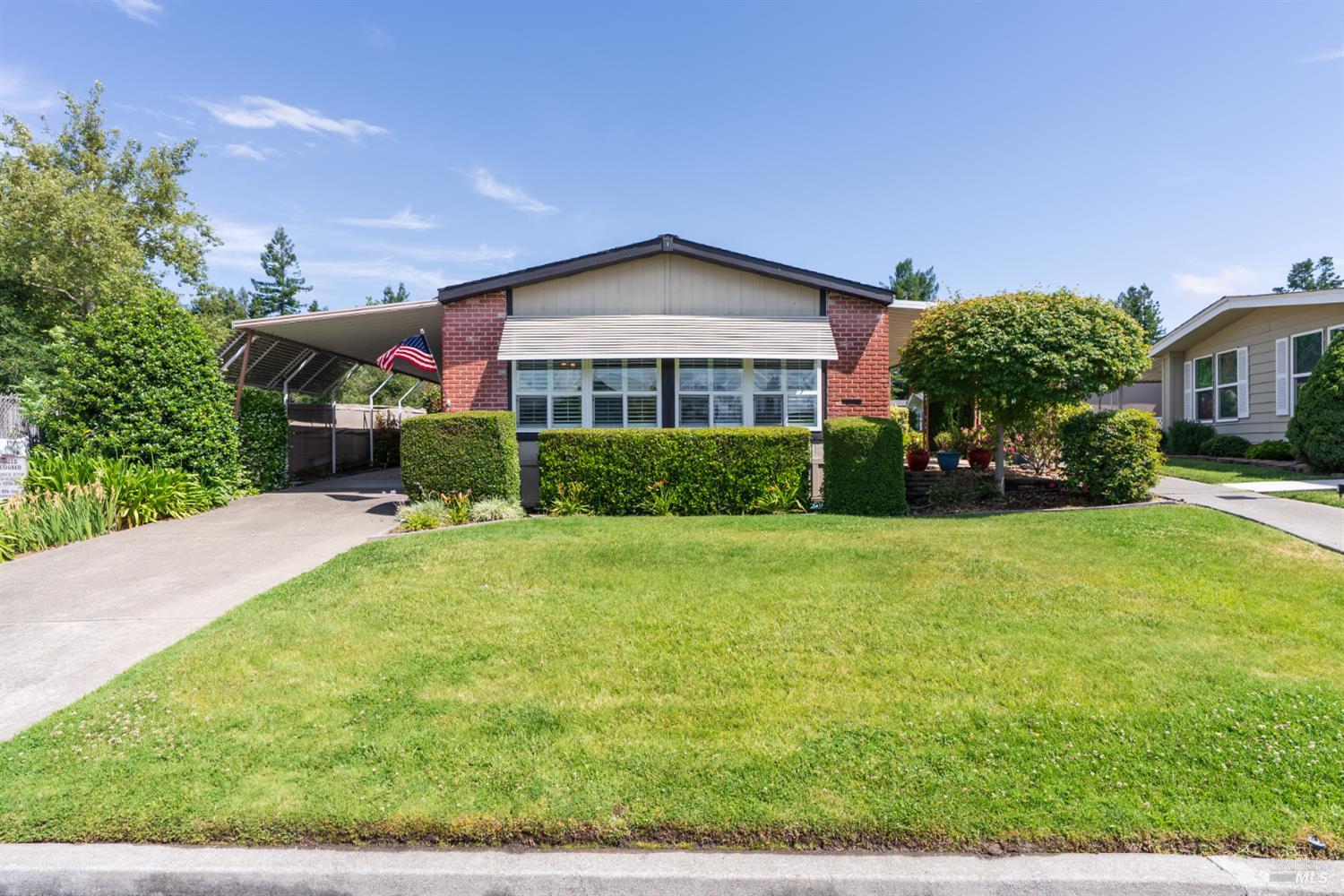 1 Circulo Grande Rohnert Park CA 94928