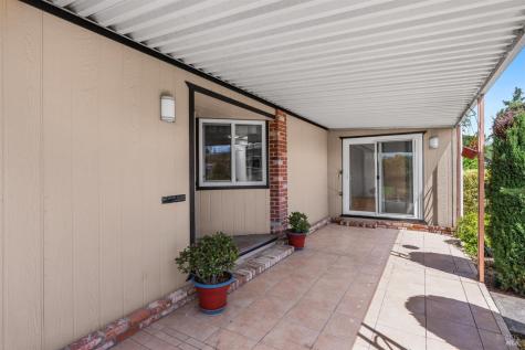 1 Circulo Grande Rohnert Park CA 94928