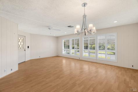 1 Circulo Grande Rohnert Park CA 94928