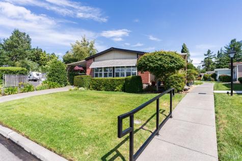1 Circulo Grande Rohnert Park CA 94928