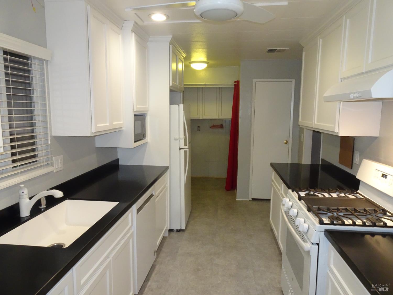 102 Royal Oak Court Fairfield CA 94533