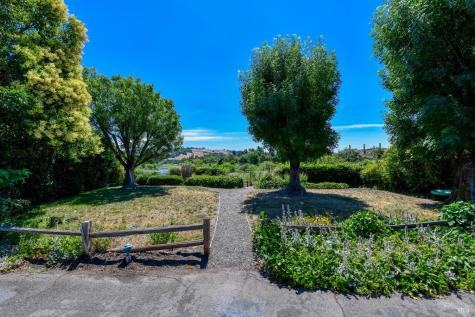 541 Mason Street Healdsburg CA 95448