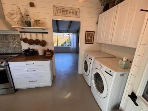 52 Oakstone Court Santa Rosa CA 95409