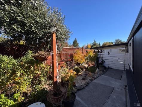 52 Oakstone Court Santa Rosa CA 95409