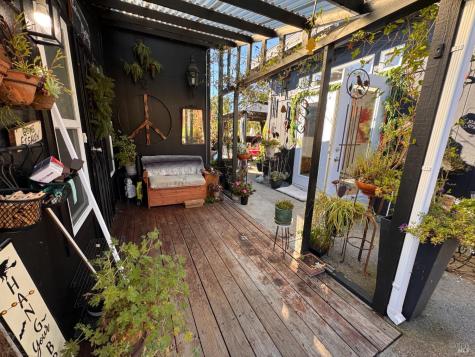 52 Oakstone Court Santa Rosa CA 95409