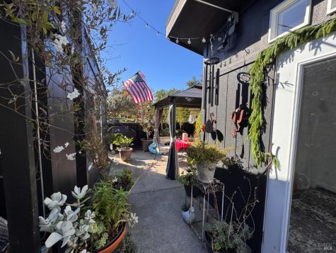 52 Oakstone Court Santa Rosa CA 95409